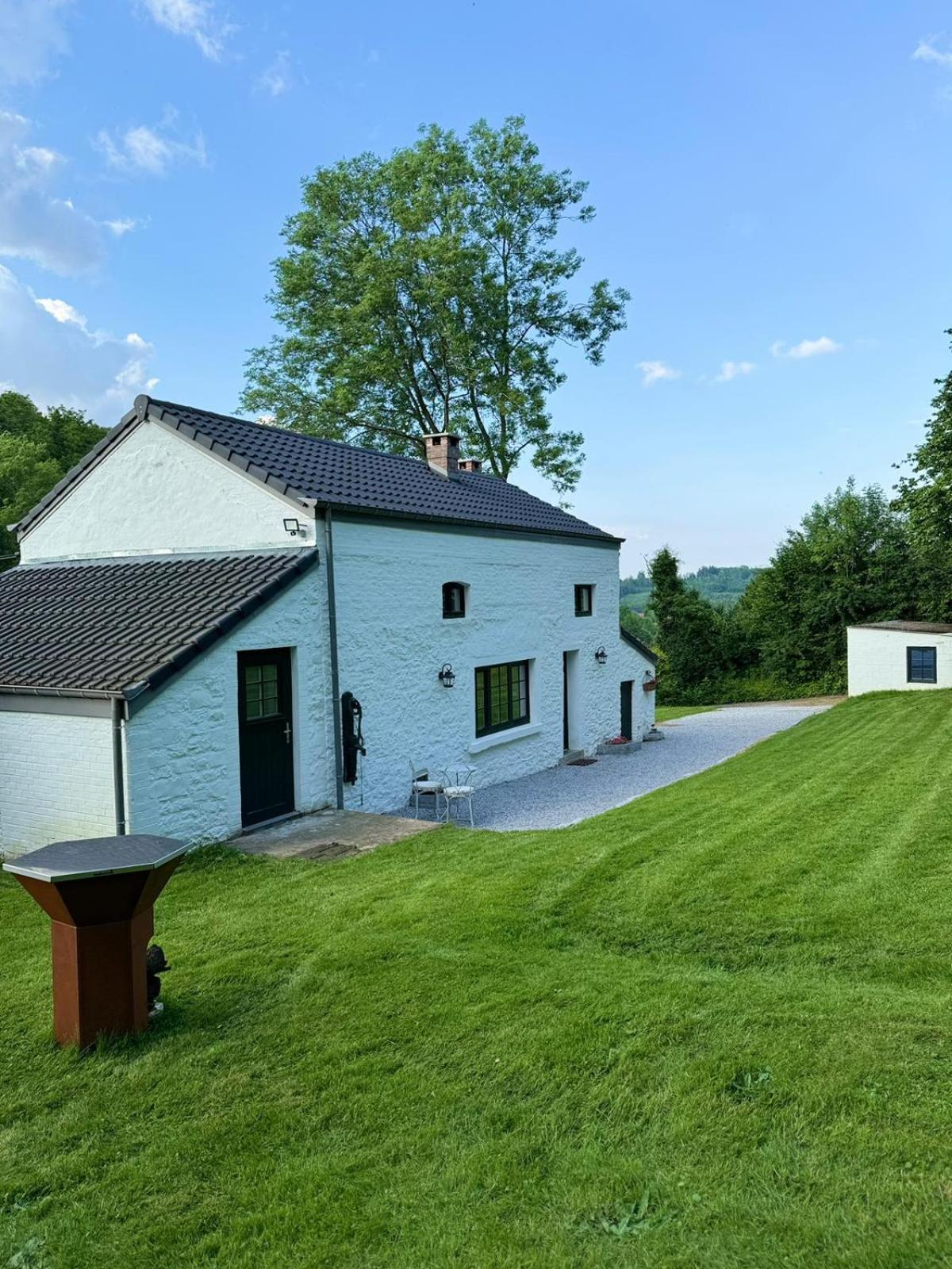 La Petite Maison Blanche Wanze Zewnętrze zdjęcie